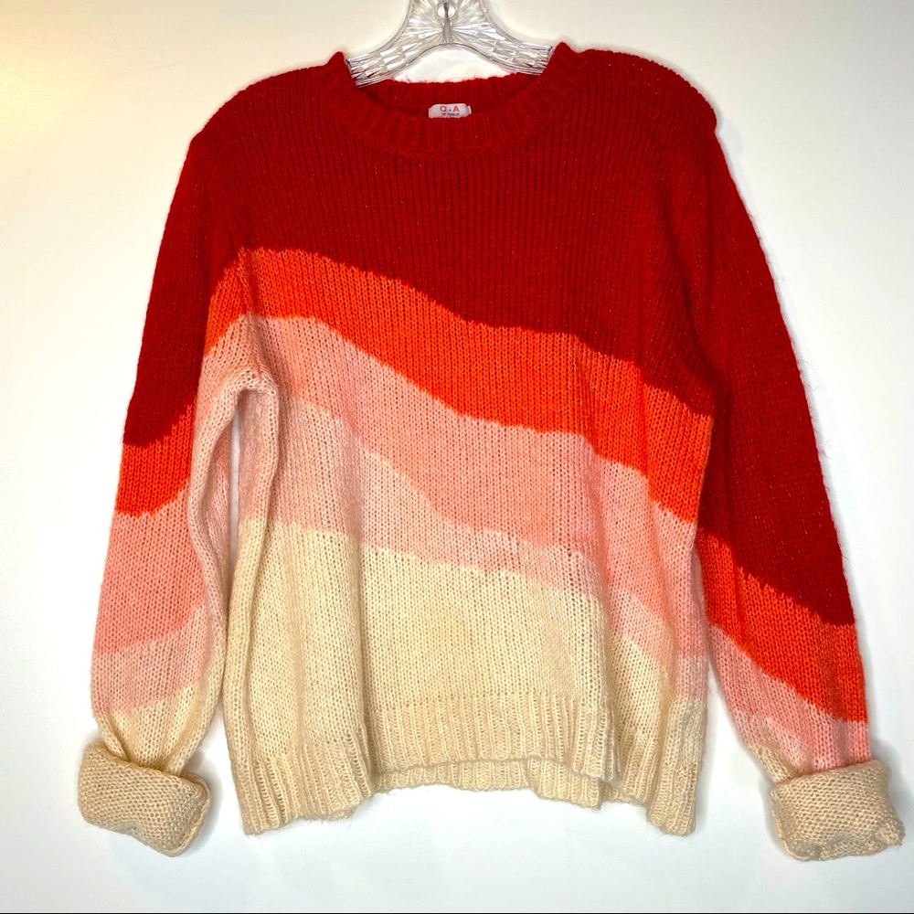 Valentines Red Pink Ombré Sweater Q+A L.A. Med